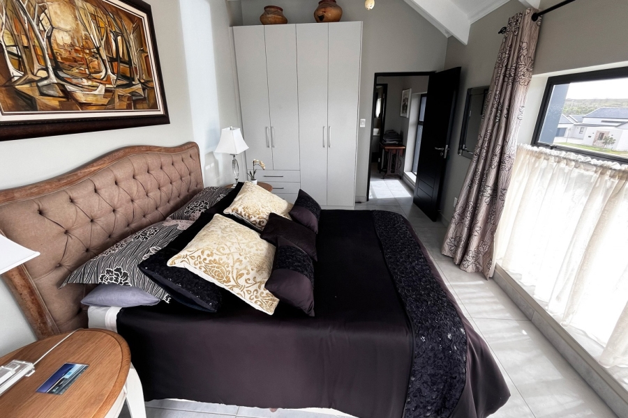 3 Bedroom Property for Sale in Renosterbos Estate Western Cape